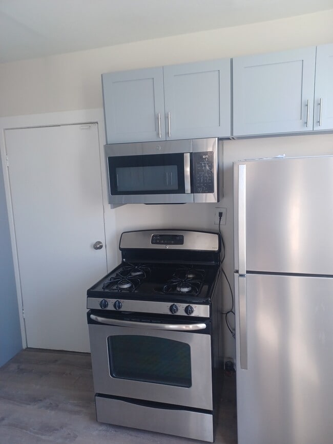 Photo - 5811 S Kolmar Ave