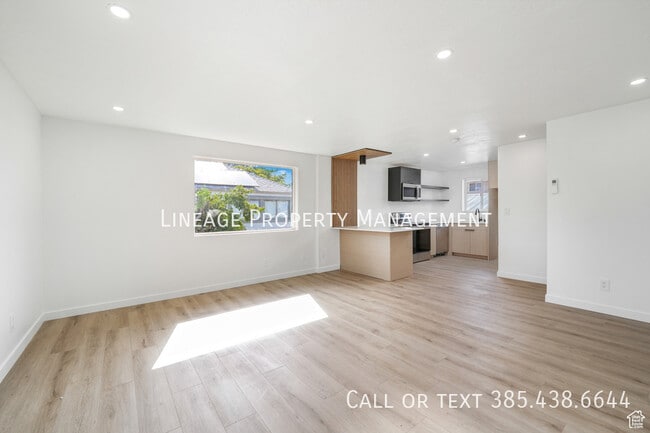 Photo - 286 Downington Ave S