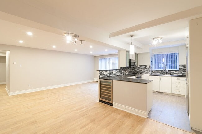 Photo - 3421 Rue Drummond Unit 17