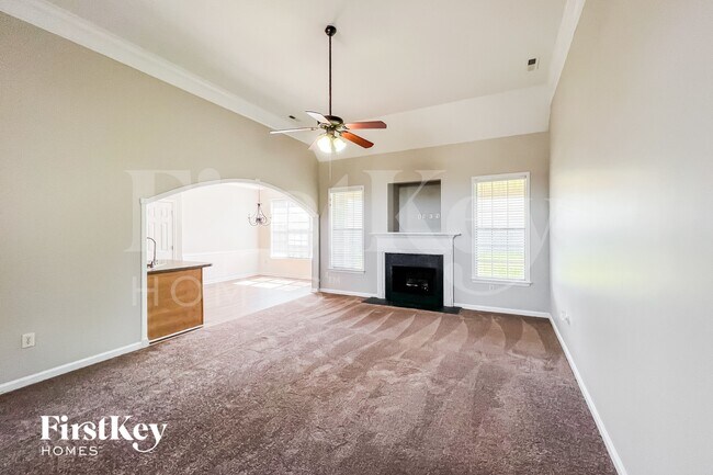 Photo - 120 Rushton Ln