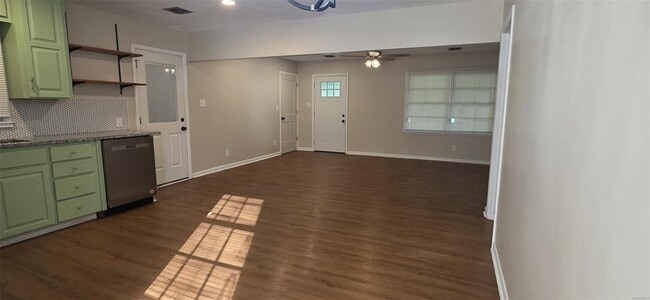 Photo - 502 Chambliss St
