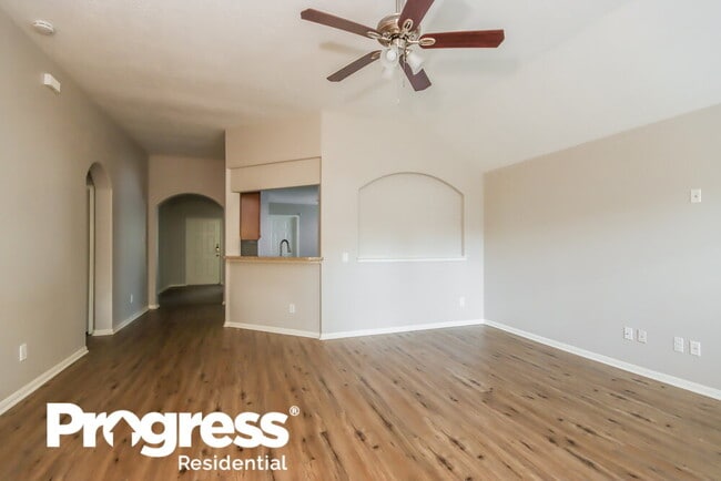 Photo - 808 Dragonfly Dr