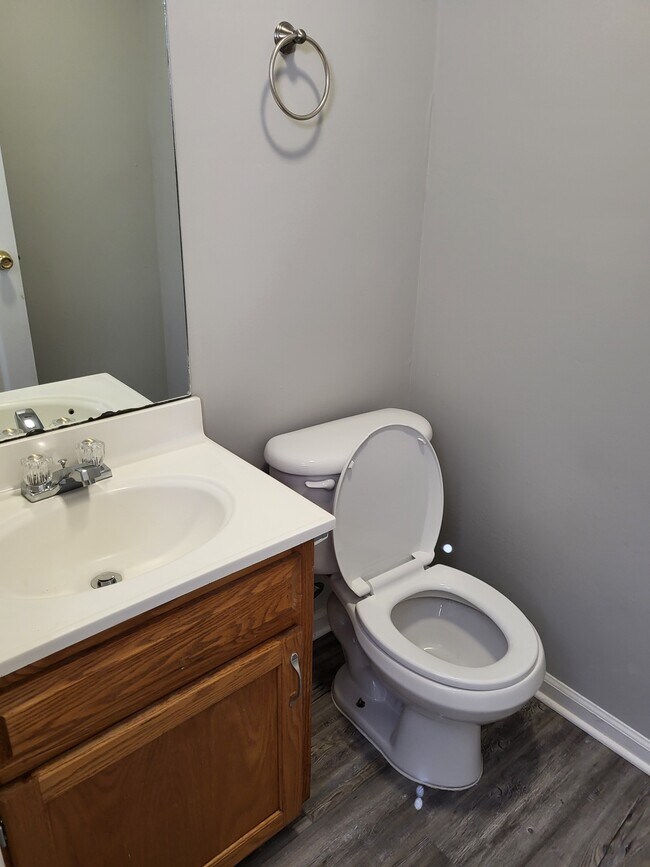 Photo - 1103 Blackberry Ln