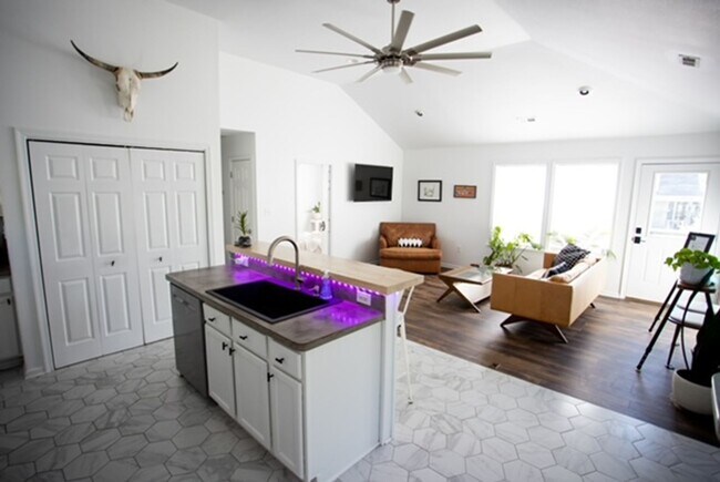 Photo - House for rent in Manteo