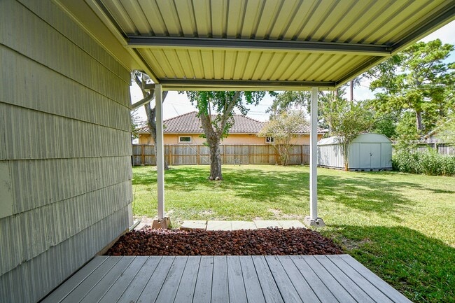 Building Photo - 1957 Norcrest Dr Rental