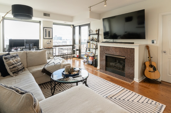 Photo - 1212 N Wells St Unit 1406