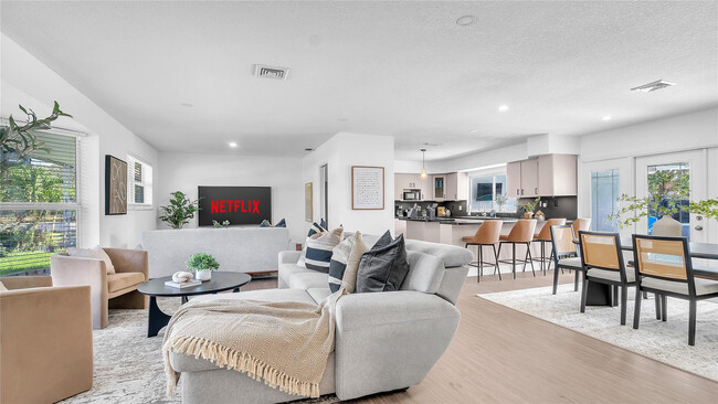 Building Photo - 2201 N 50th Ave