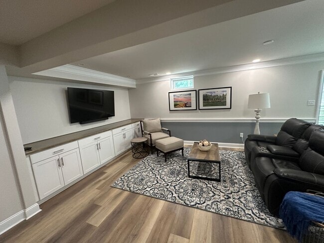 Photo - Covered Bridge Trail Single Family home!