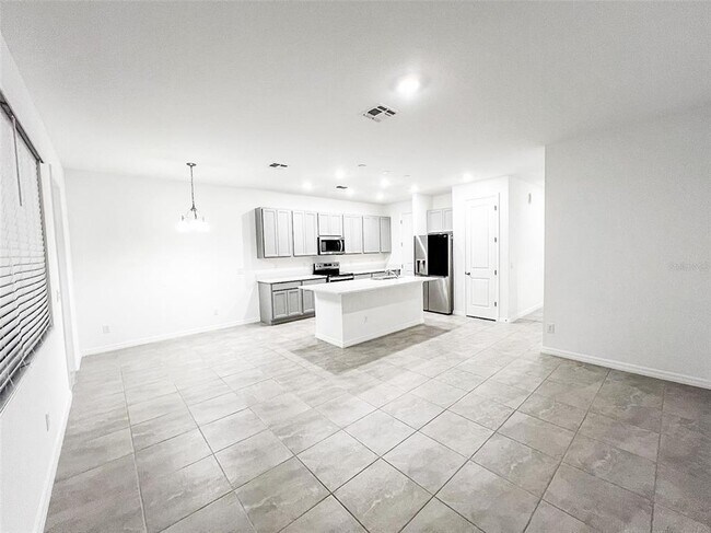 Photo - 1542 Discovery St