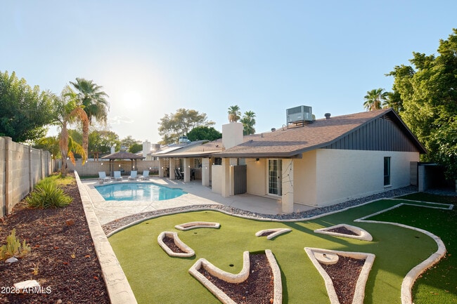 Photo - 2331 E Sunnyside Dr