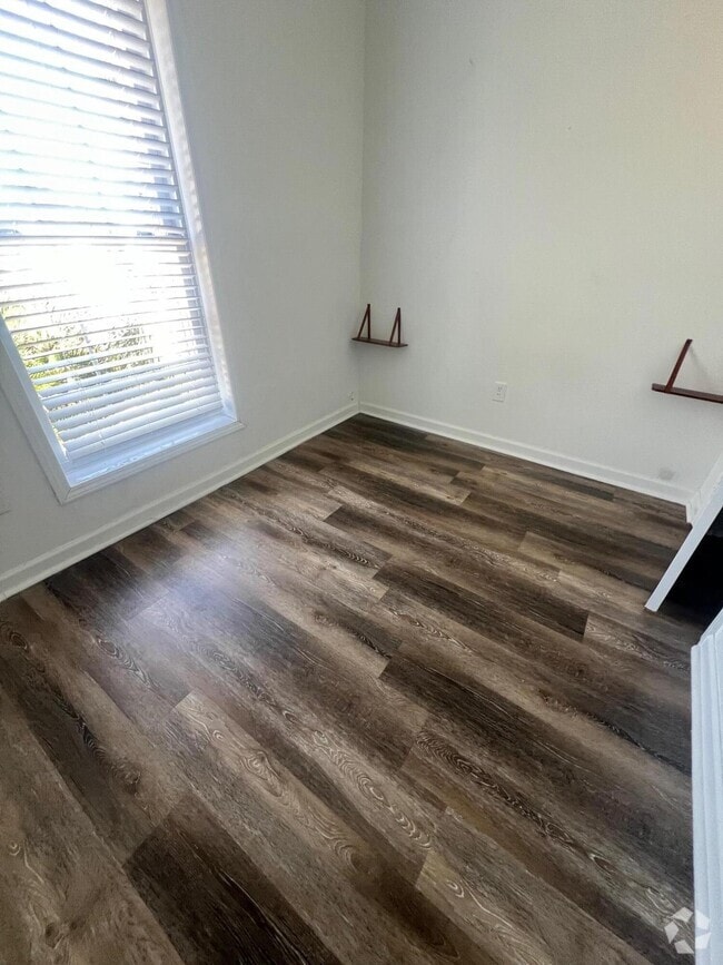 Building Photo - 374 73rd St Rental