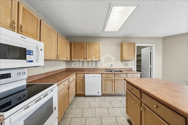 11234 Berkley Sq