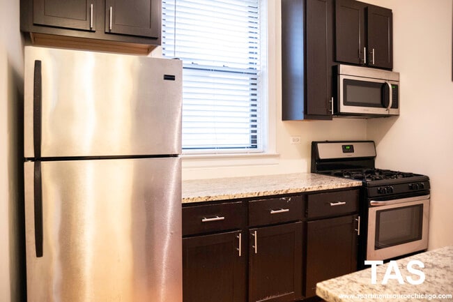 Building Photo - 2175 W Giddings St Unit 1