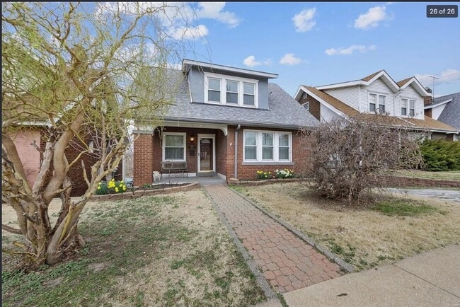 Photo - 2835 Hampton Ave