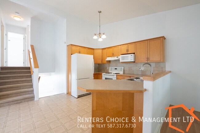 Photo - 3 Bedroom House With Yard, Lawn Care and Snow Removal Included