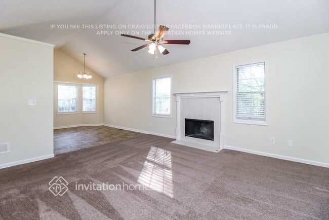 Photo - 1718 Independence Dr