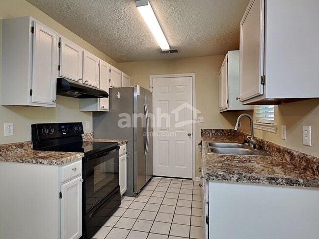 Photo - 26 St Ives Dr