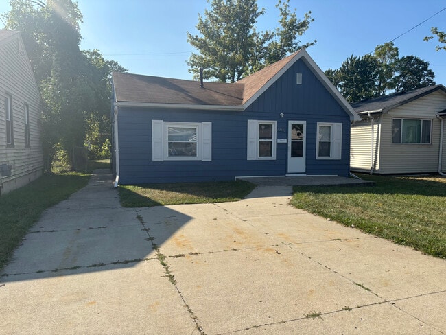 Building Photo - Freeland Unit 3