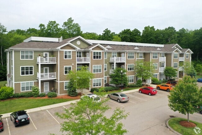 Building Photo - Orchard Overlook Rental