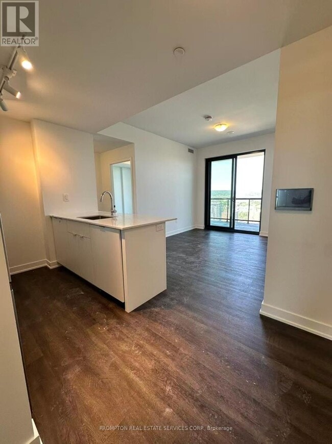 Photo - 2075 Lakeshore Rd. Unit 2601