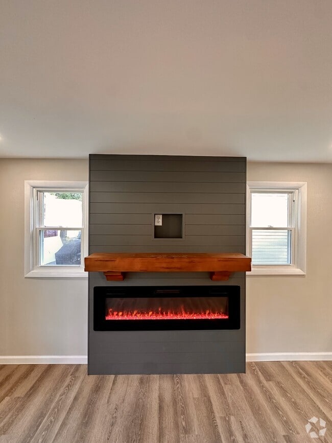 Building Photo - 60 Walnut Park Rental