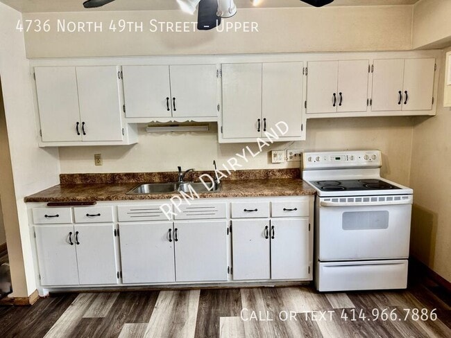 Photo - 4736 N 49th St Unit Upper