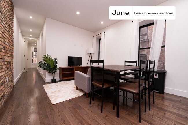 Room in Shared 4 bed/2 bath home in West Harlem