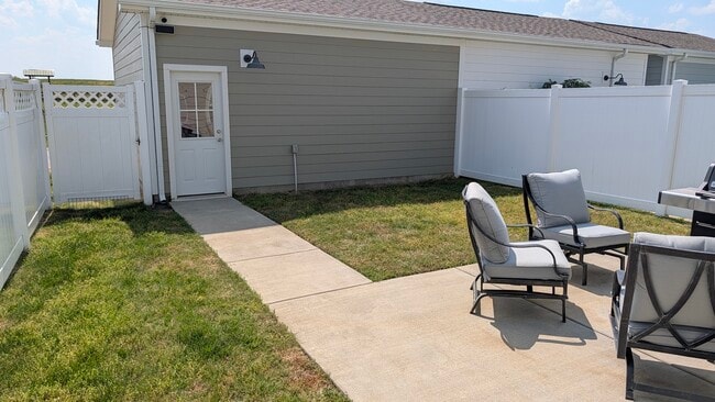 Photo - 531 Farmstead Ln