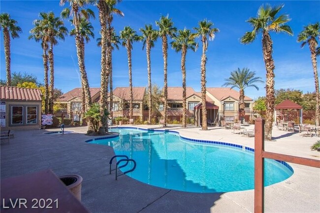 Photo - 2300 E Silverado Ranch Blvd Unidad 2159