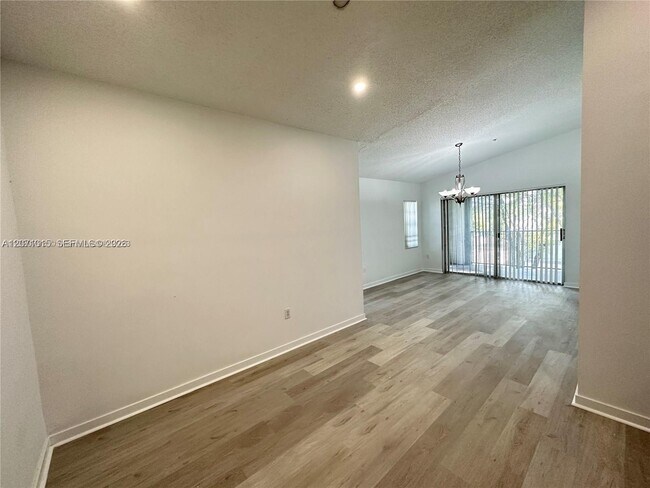 Photo - 4560 NW 107th Ave Unit 301-12