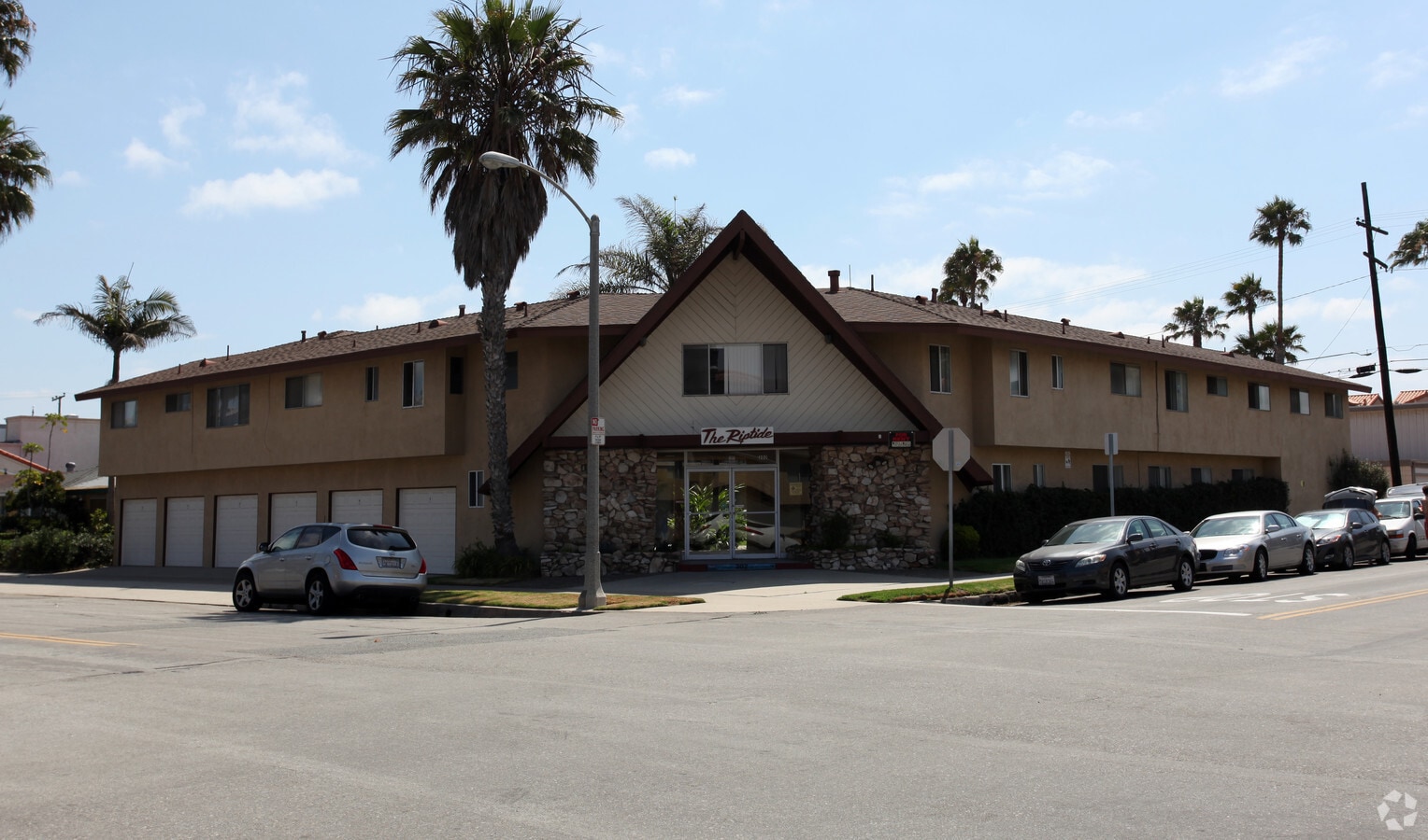The Riptide - The Riptide Apartments