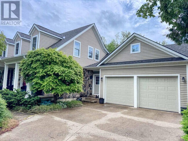 Photo - 207 Beacon Ln