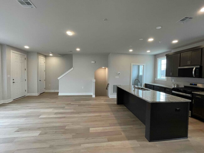 Photo - 14 Old Barn Wy