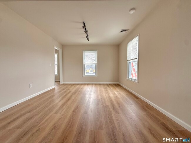 Photo - 194 High Ridge Ave Unit 2