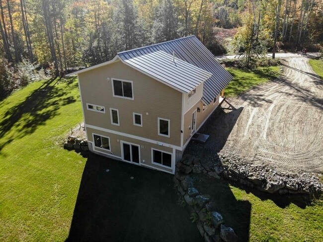 Photo - 32 New Canada Rd