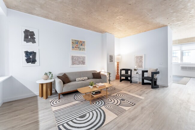 Unit 7F - 1BD LOFT