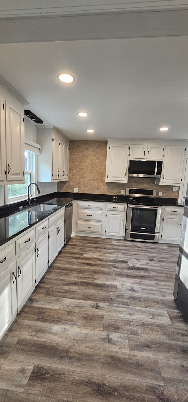 Spacious Kitchen