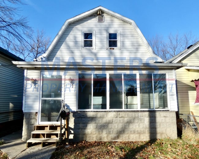 Photo - 1333 Peck St