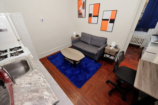 Building Photo - 315 E 77th St