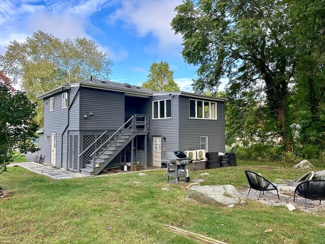 Photo - 36 Tuxis Rd