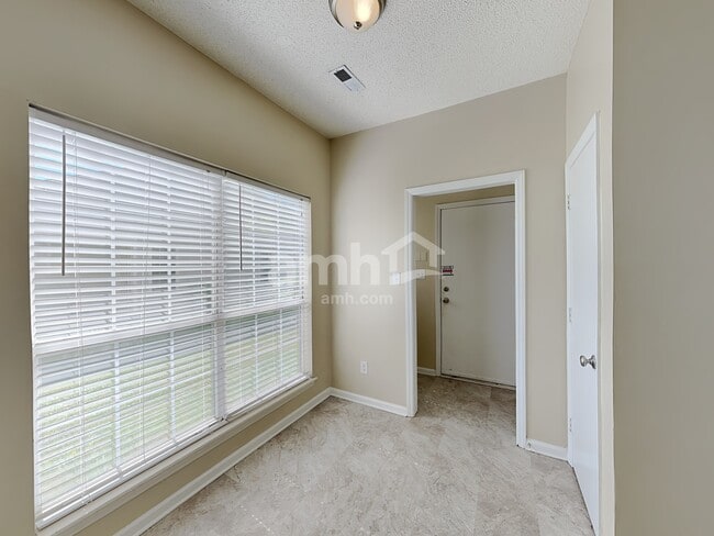 Photo - 9817 Stephen Thompson Ln