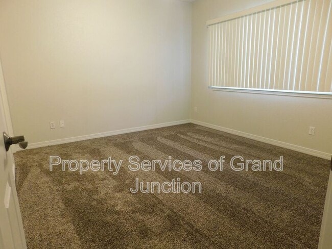 Photo - 566 1/2 Garden Grove Court