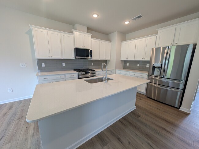 Photo - 1802 Pheasant Trce Cir