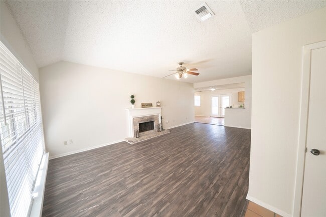 Photo - 22714 Brafferton Ln