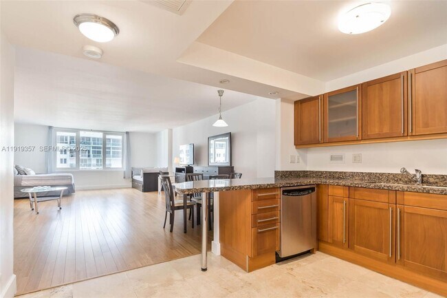 Photo - 2301 Collins Ave Unit 1512