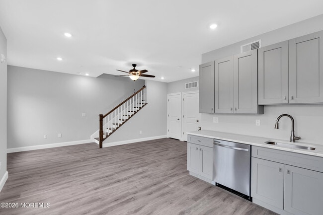 Photo - 245 Parker Ave Unit 6