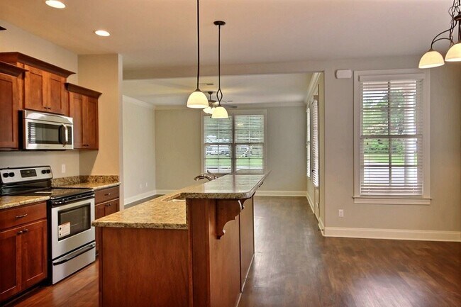 Photo - 214 E South St