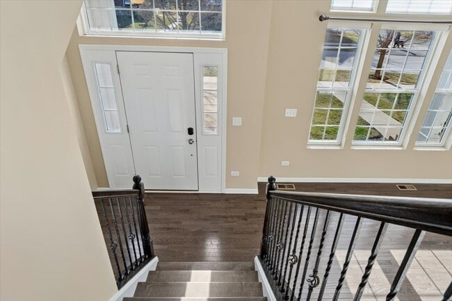 Photo - 2942 Madison Dr