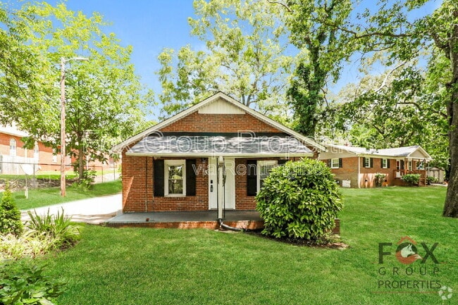 Building Photo - 215 S Pinchback Ave Rental