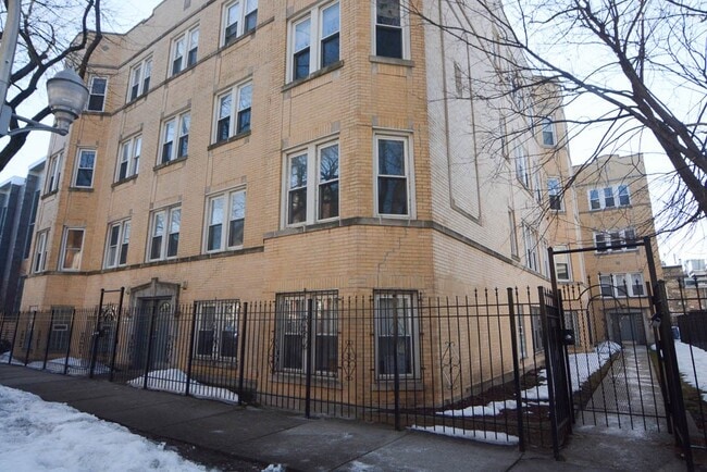 Photo - 1949 W Crystal St Unit J06P